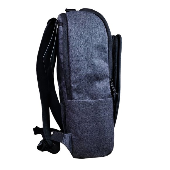 Lenovo Legion 15.6 Recon Gaming Backpack - Picture 3 of 15